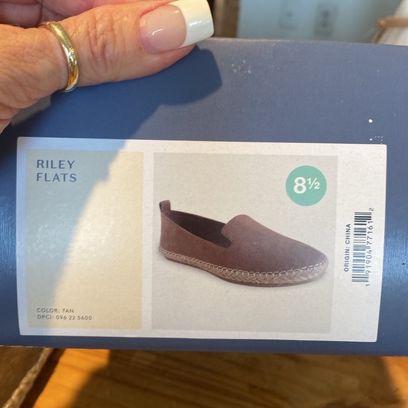 🎉 NEW‼️ LIGHT AND COMFY RILEY ESPADRILLES ‼️ - Picture 15 of 16